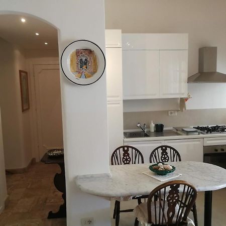 Intero Appartamento - A Soli 50 M Dal Mare Viareggio Exterior foto